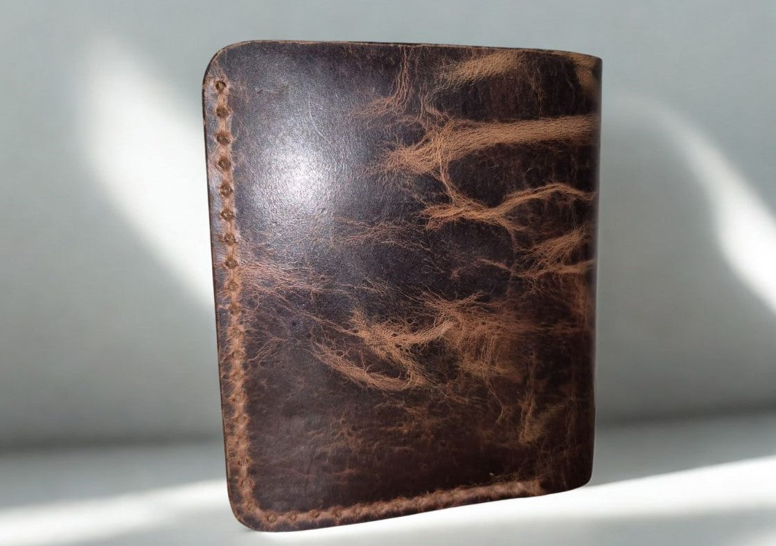 Handmade Leather Card Wallet – Vintage Distressed Finish
