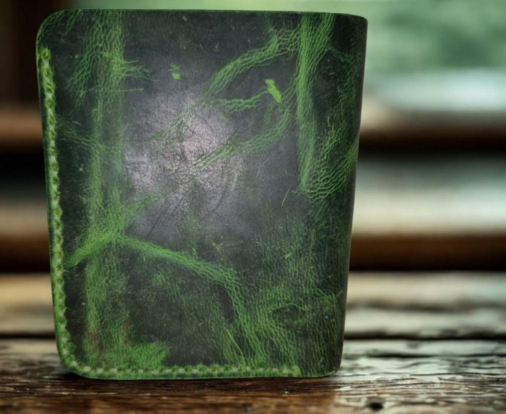 Handmade Leather Card Wallet – Vintage Distressed Finish